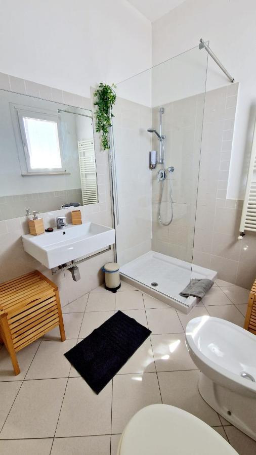 ALmare - Sea Front Apartment Livorno Exterior foto